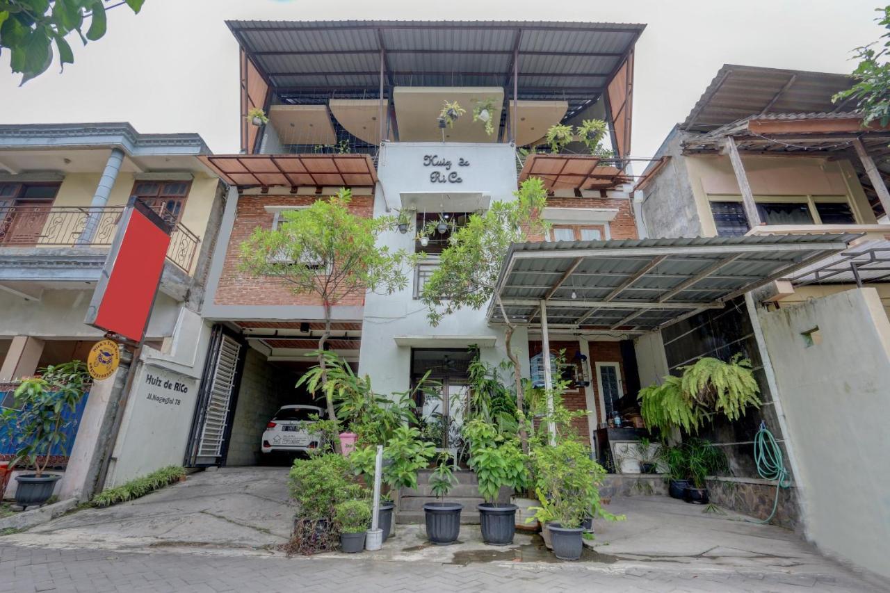 Oyo 90681 Huiz De Rico Guesthouse Syariah Pakualaman Eksteriør bilde