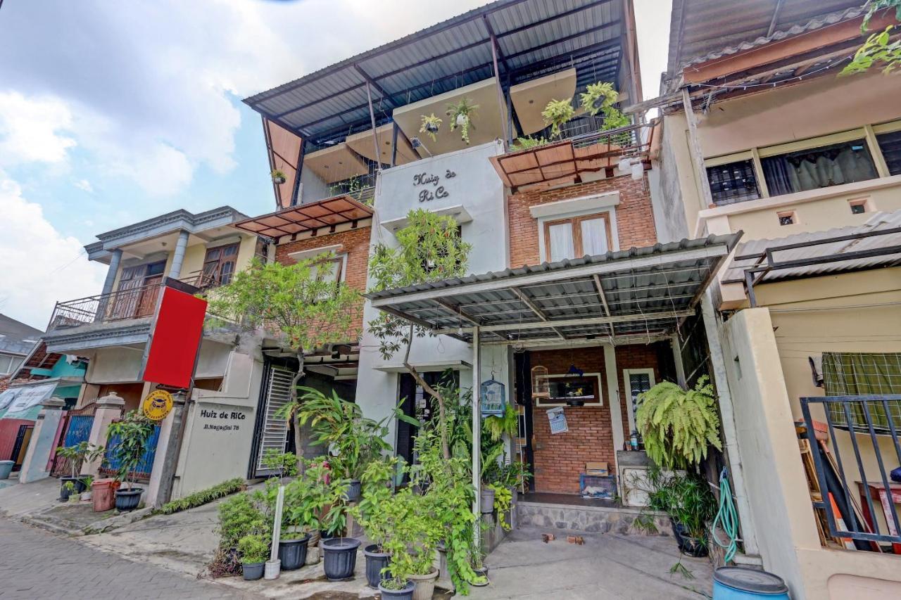 Oyo 90681 Huiz De Rico Guesthouse Syariah Pakualaman Eksteriør bilde