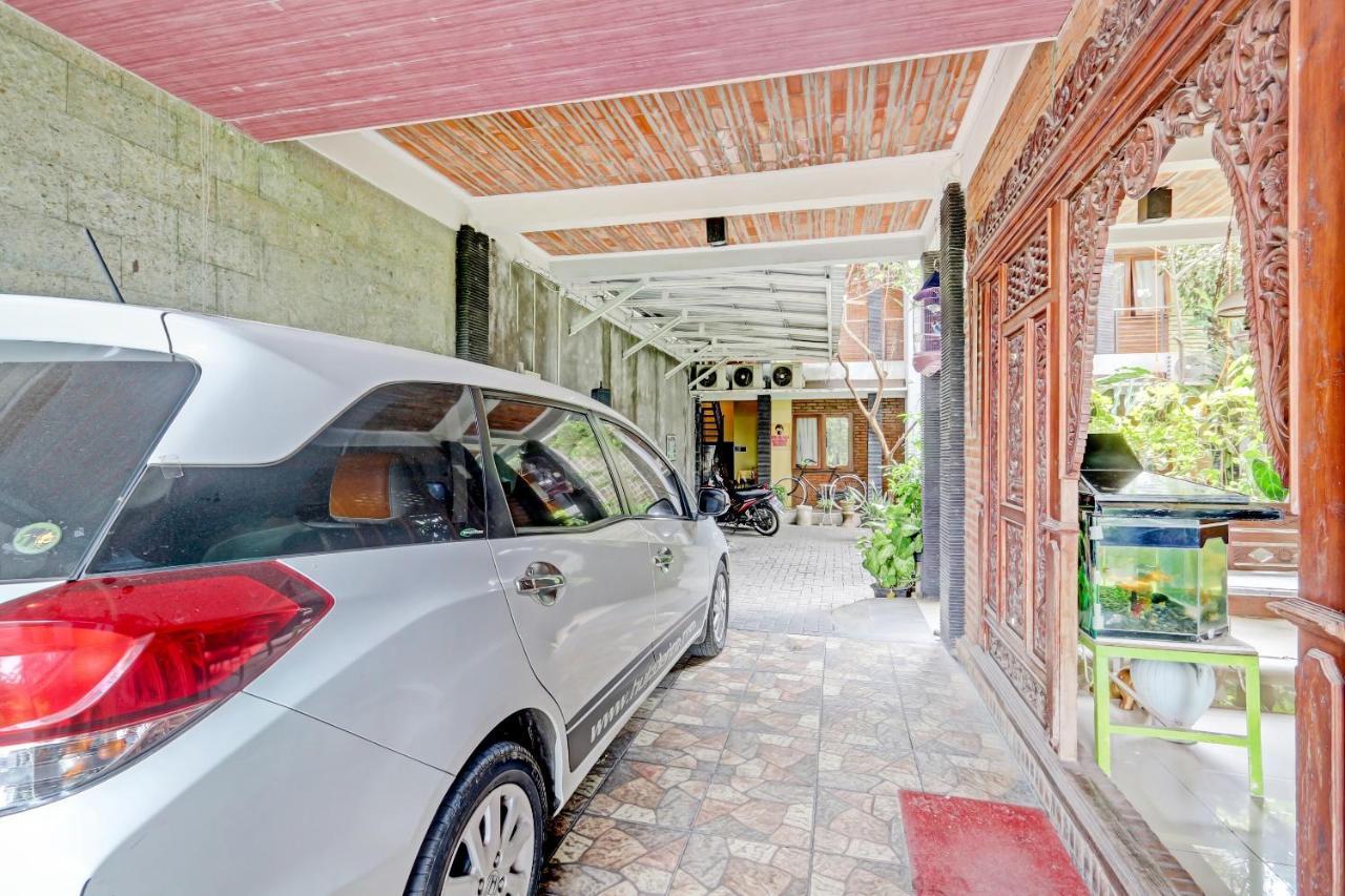 Oyo 90681 Huiz De Rico Guesthouse Syariah Pakualaman Eksteriør bilde