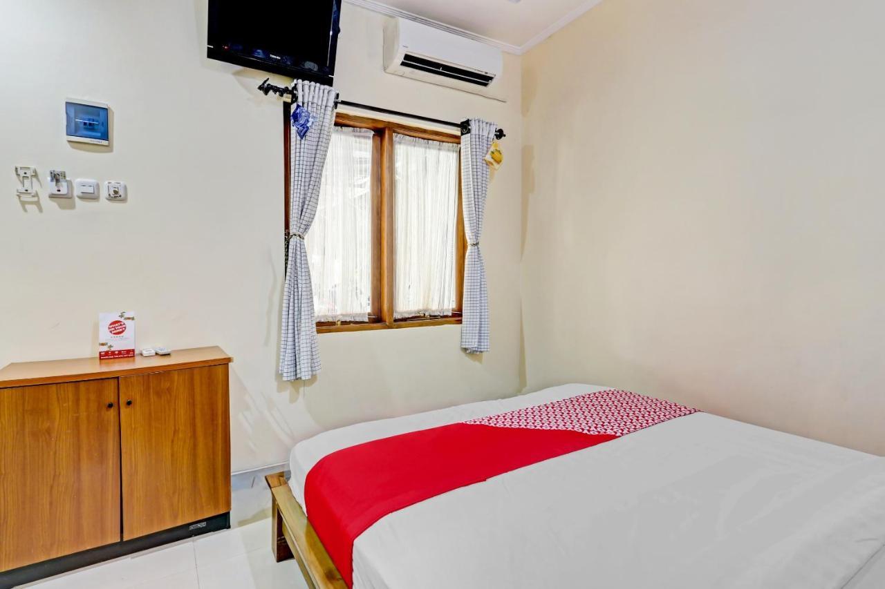 Oyo 90681 Huiz De Rico Guesthouse Syariah Pakualaman Eksteriør bilde